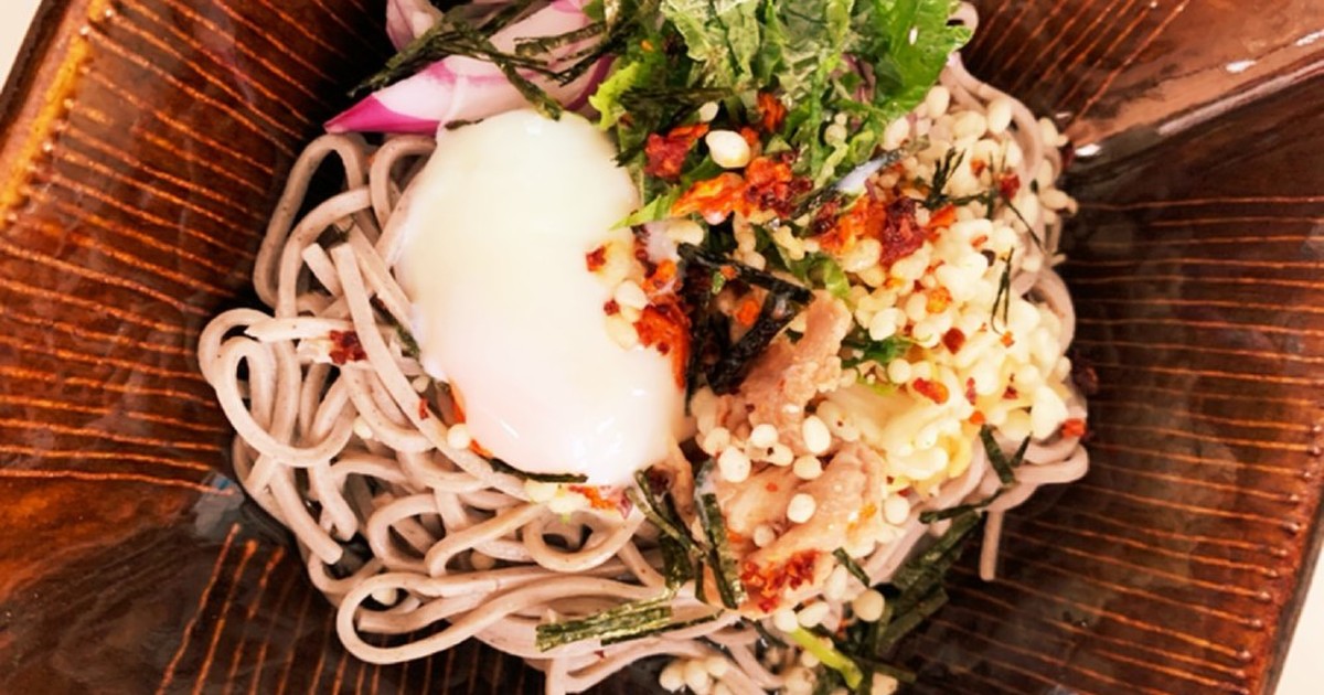 辣油が決め手 冷やし肉蕎麦 レシピ 作り方 By ｎｕｉｎｕｉ クックパッド 簡単おいしいみんなのレシピが352万品
