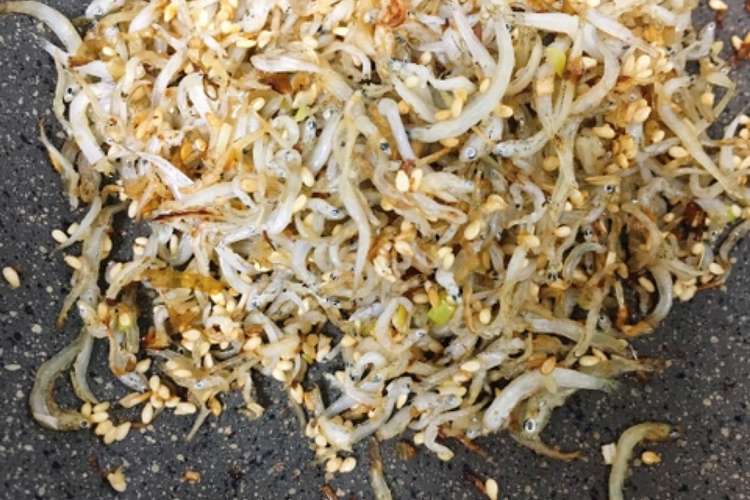 しらすの無添加ふりかけ ごま 鰹節 レシピ 作り方 By 課長の土日 クックパッド 簡単おいしいみんなのレシピが364万品
