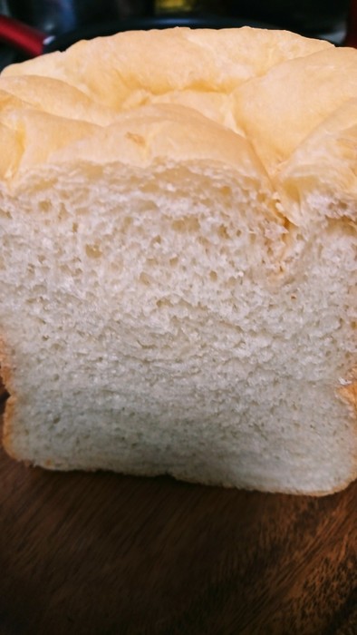 HBでチーズ風味のふわふわ食パンの写真
