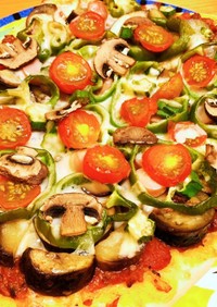 夏野菜たっぷりピザ