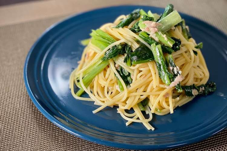 ツナと小松菜の和風パスタ レシピ 作り方 By 進撃の御飯 クックパッド 簡単おいしいみんなのレシピが352万品