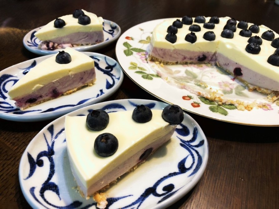 ブルーベリーチーズケーキ　2層の画像