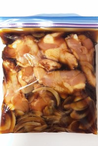 【下味冷凍】手羽元と玉ねぎの黒酢煮