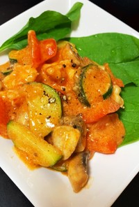 夏野菜と赤海老のピリ辛マヨ炒め