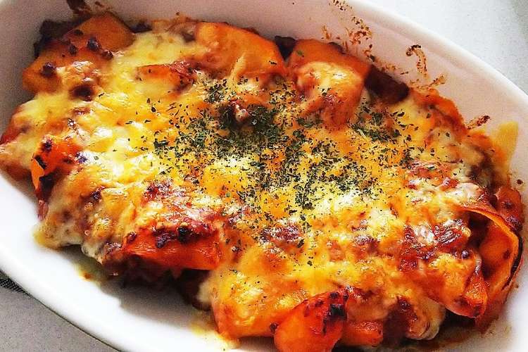 じゃがいもと合挽き肉のチーズ焼き レシピ 作り方 By Sakanaにいさん クックパッド 簡単おいしいみんなのレシピが352万品