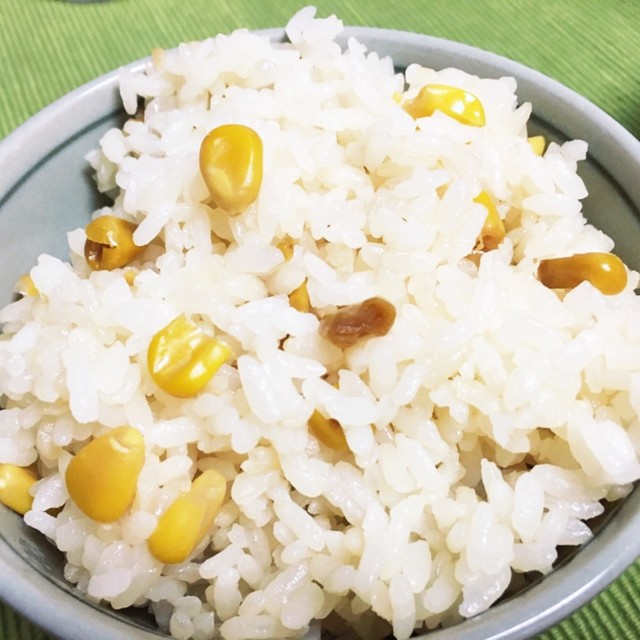 簡単セブンイレブンの焼きとうもろこしご飯 レシピ 作り方 By りんむー５５ クックパッド 簡単おいしいみんなのレシピが358万品