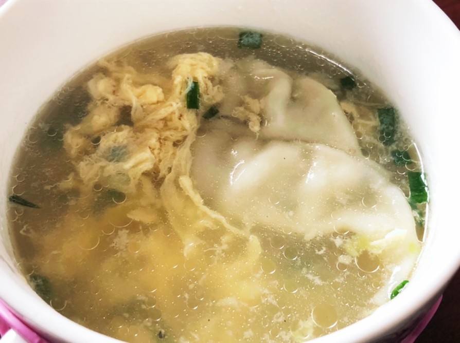 雪松の冷凍生餃子で簡単スープの画像