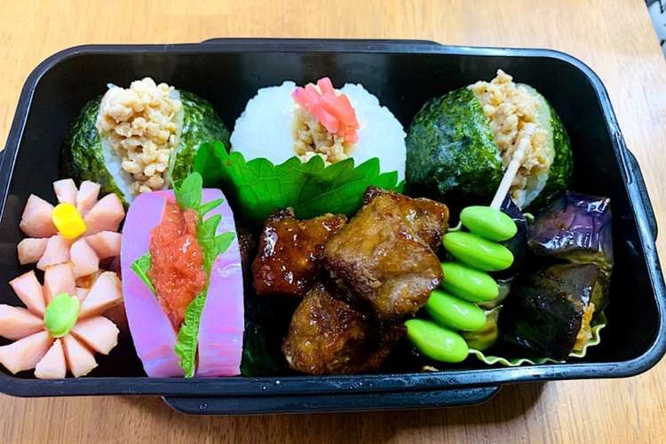 まんまるかわいいそぼろおにぎり弁当 レシピ 作り方 By Hanamiti クックパッド