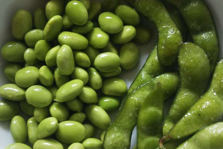 枝豆の豆をゆでずに簡単にはずす方法 レシピ 作り方 By Naosy21 クックパッド 簡単おいしいみんなのレシピが364万品