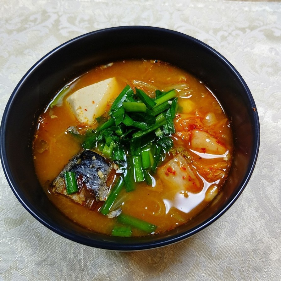 サバ水煮缶のキムチスープの画像