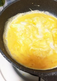 オムライス用！簡単トロトロ卵の作り方