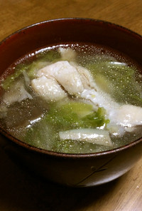 スープ(中華;白菜・キノコ・手羽元)