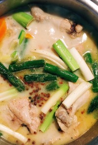 手羽元の豆乳花椒スープ