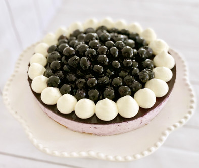 ブルーベリーのレアチーズケーキの写真