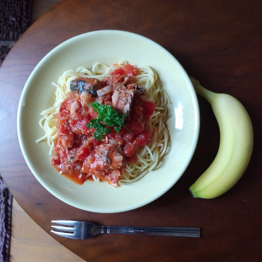 鯖水煮缶、トマト缶で簡単パスタの画像