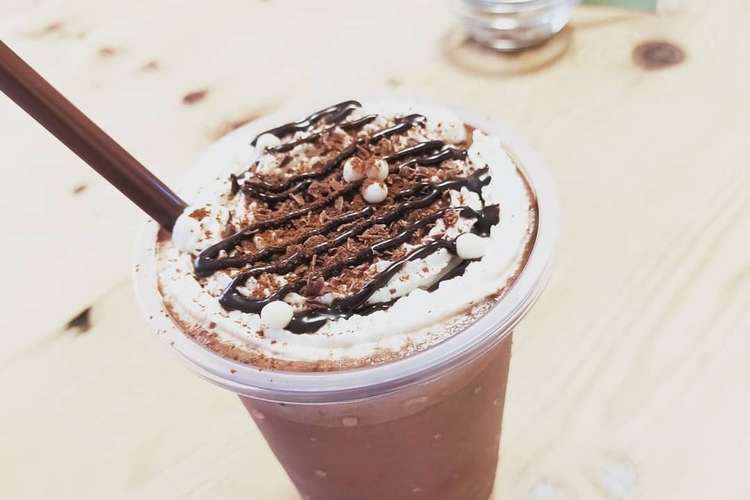 アイスココア フラペチーノ風 甘さ控えめ レシピ 作り方 By よっpan クックパッド 簡単おいしいみんなのレシピが360万品