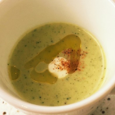 ズッキーニ の冷たいスープの写真