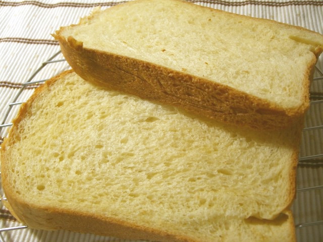 リッチな♡ブリオッシュ風食パン（HB）の画像