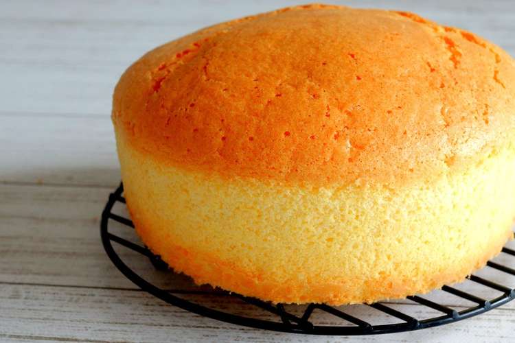材料4つ 最高にウマい スポンジケーキ レシピ 作り方 By Yuyakamen クックパッド 簡単おいしいみんなのレシピが350万品