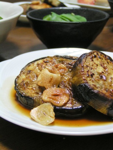 米茄子のガーリックステーキの写真