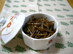 さつまいもの茎の佃煮♪