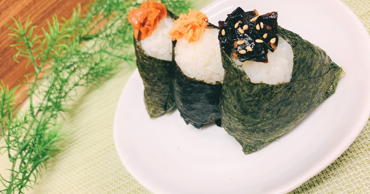 まるで専門店風 三角おにぎり レシピ 作り方 By ニコニコのり クックパッド 簡単おいしいみんなのレシピが355万品