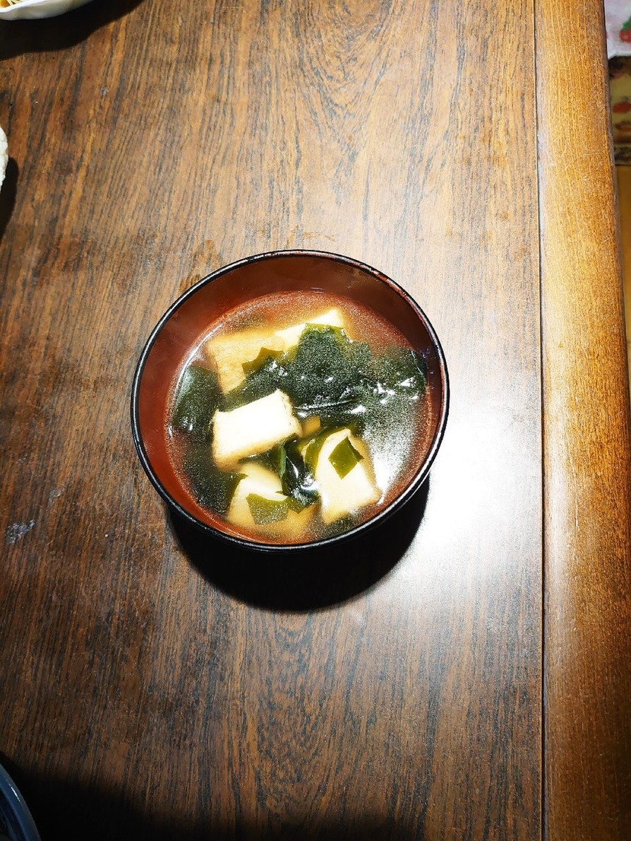 生わかめと厚揚げの和風減塩醤油スープの画像
