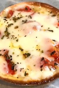 腎臓内科医考案減塩トマト糀米粉のミニピザ