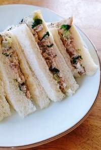 【覚書】セロリとサバのサンドイッチ