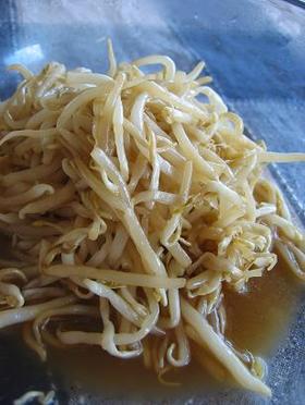 レンジで4分 もやしだけ♪