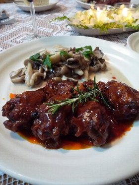 ケチャップで簡単♪チキンのワイン煮込み