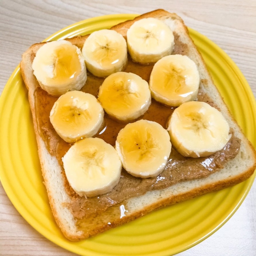 ピーナッツバナナトーストのメープルがけ♡の画像