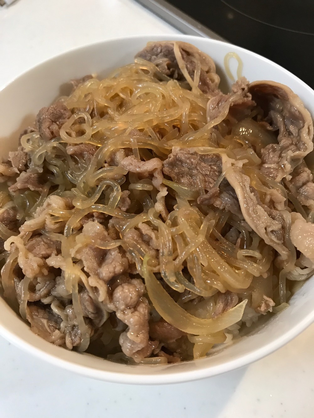 牛バラ切り落としと白滝の牛丼 レシピ 作り方 By Moahimama クックパッド 簡単おいしいみんなのレシピが371万品