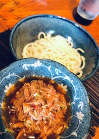 シーチキンと豆板醤でうどんの友