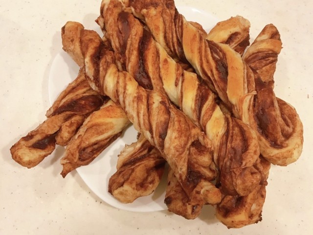 バタースティック風 チョコスティックパン レシピ 作り方 By クックまいななパパ クックパッド 簡単おいしいみんなのレシピが360万品