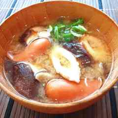 みんなが作ってる しいたけ みそ汁のレシピ クックパッド 簡単おいしいみんなのレシピが360万品