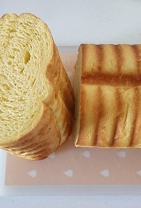 カボチャのトヨ型パン
