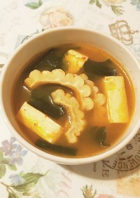 夏バテに☆ゴーヤと豆腐のキムチスープ