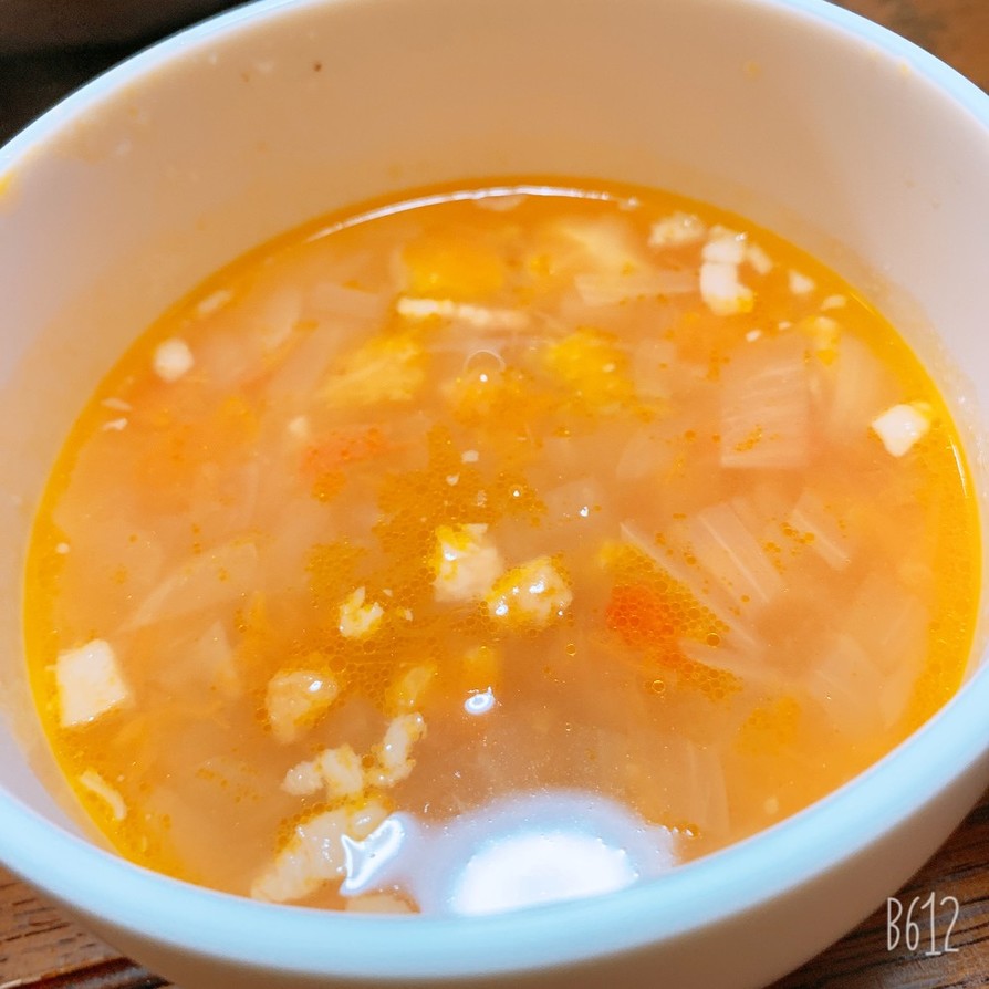 ベーコンと玉ねぎトマトの簡単スープ♡の画像