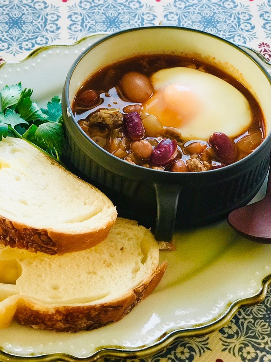 栄養満点☆牛肉と豆の赤いスープの画像