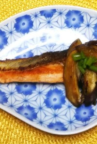 【簡単♪】鮭と茄子の南蛮炒め