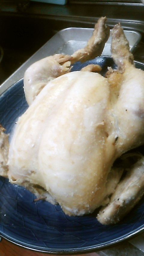 丸鶏の塩釜焼・無水鍋使用・塩分激減にするの画像