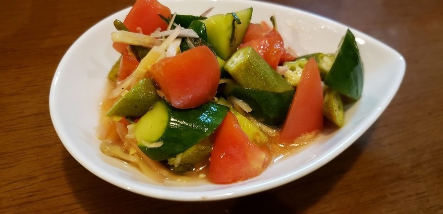 夏野菜と新生姜のサラダの画像