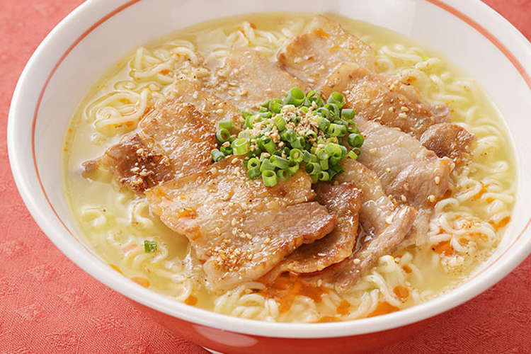 ガッツリ豚のせ塩らーめん レシピ 作り方 By サッポロ一番 クックパッド 簡単おいしいみんなのレシピが359万品