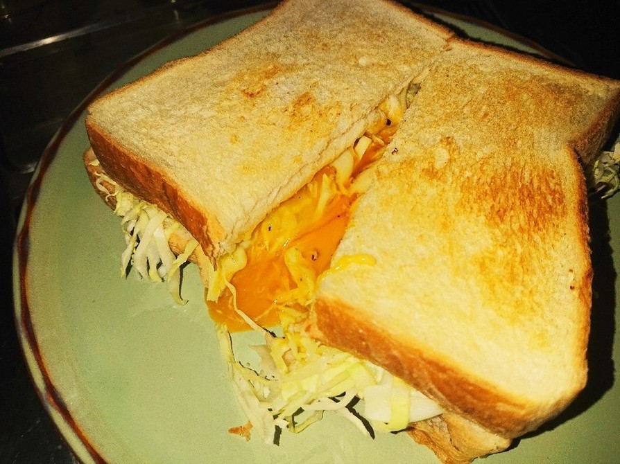 エッグベネディクト風トーストサンドの画像