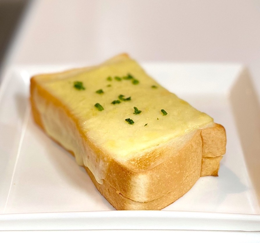 ハムサンドのチーズトーストの画像