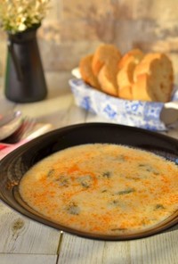 トルコ料理☆焦がし大蒜のヨーグルトスープ