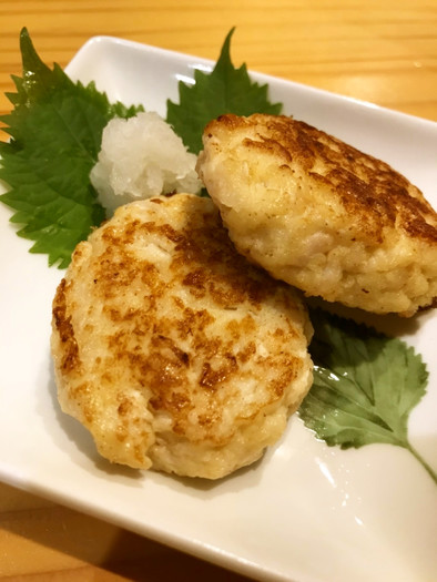 豆腐ハンバーグ（大根おろしソース）の写真