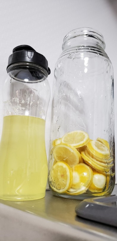 レモンシロップ作り後の冷凍レモンの写真