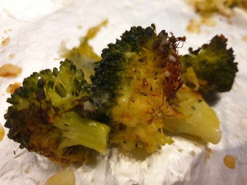 ローストブロッコリーパルメザンチーズのレシピ